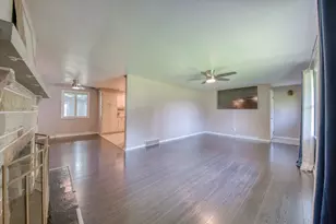 204 Gregg, Jackson Township, PA 16037 - Photo 16