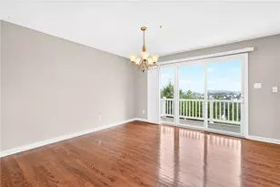 1066 Woodlawn Dr, North Strabane, PA 15317 - Photo 10