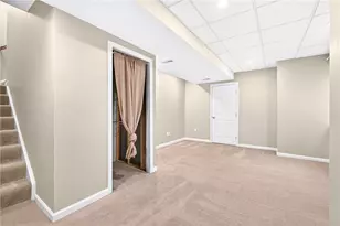 1066 Woodlawn Dr, North Strabane, PA 15317 - Photo 34