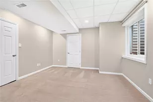 1066 Woodlawn Dr, North Strabane, PA 15317 - Photo 34
