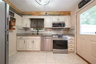 34 Hempstead Ave, Pittsburgh, PA 15229 - Photo 6