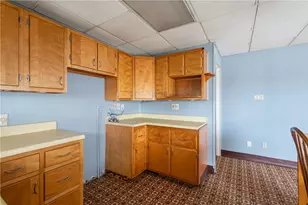 223 Pershing Dr, New Kensington, PA 15068 - Photo 12