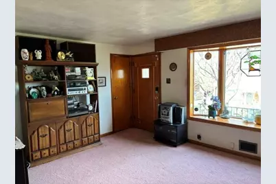 1116 Sperling Dr, Pittsburgh, PA 15221 - Photo 8