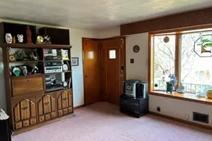 1116 Sperling Dr, Pittsburgh, PA 15221 - Photo 8