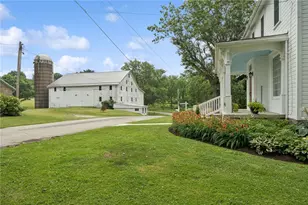 111 Baker, Mount Pleasant Township, PA 15666 - Photo 4