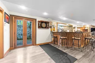 6411 Ten Point Cir, Penn Twp, PA 15085 - Photo 16