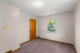 4545 Echo Glen Dr, Pittsburgh, PA 15236 - Photo 14