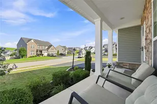 7773 Dominick Dr, North Huntingdon, PA 15642 - Photo 2