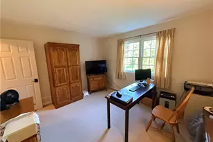203 Eagle Ave, White Township, PA 15701 - Photo 10