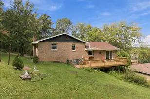 702 Woodside Dr, Jeannette, PA 15644 - Photo 6