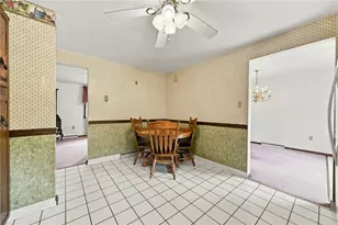 702 Woodside Dr, Jeannette, PA 15644 - Photo 14