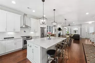 17 Allegheny Ave, Oakmont, PA 15139 - Photo 6