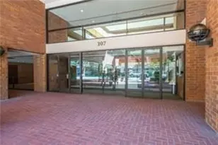 307 S Dithridge St, Pittsburgh, PA 15213 - Photo 2