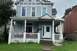 469 Center Ave, Verona, PA 15147 - Photo 2