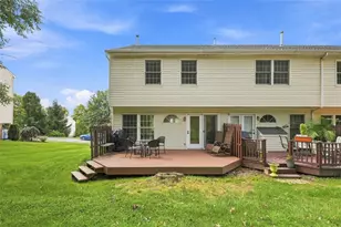 475 Cherryhill Dr, Cecil, PA 15017 - Photo 32