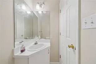275 Huntingdon Ave, Irwin, PA 15642 - Photo 2