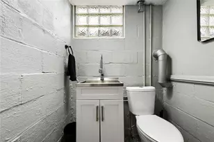 202 Fiesta Dr, Pittsburgh, PA 15239 - Photo 28