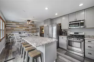420 Clements Rd, Pittsburgh, PA 15239 - Photo 12