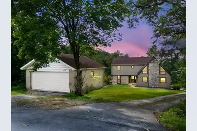 420 Clements Rd, Pittsburgh, PA 15239 - Photo 2