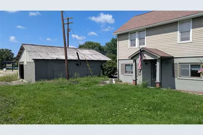 1320 Memorial Blvd, Connellsville, PA 15425 - Photo 2