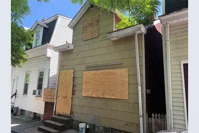 1330 Diana St, Spring Hill, PA 15212 - Photo 2