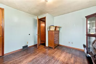 9812 Saltsburg Rd, Pittsburgh, PA 15239 - Photo 8