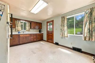 9812 Saltsburg Rd, Pittsburgh, PA 15239 - Photo 6