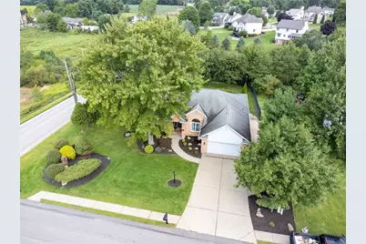 101 Covington Dr, Center Township, PA 16001 - Photo 20