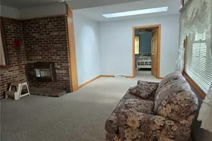 302 S Washington St, Eau Claire, PA 16030 - Photo 14