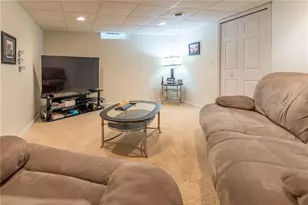 1846 Lori Ln, Hermitage, PA 16148 - Photo 32