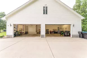1846 Lori Ln, Hermitage, PA 16148 - Photo 34