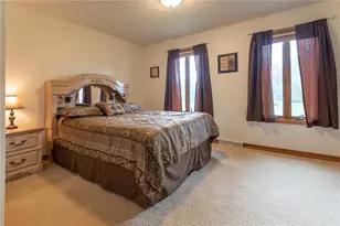 1846 Lori Ln, Hermitage, PA 16148 - Photo 28