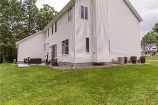 1846 Lori Ln, Hermitage, PA 16148 - Photo 38