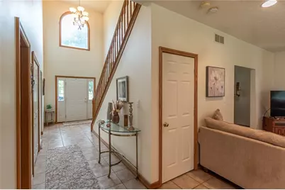 1846 Lori Lane, Hermitage, PA 16148 - Photo 4
