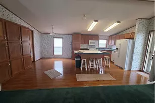 1086 Martin Ave, New Kensington, PA 15068 - Photo 8