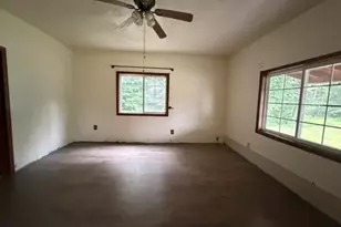 1435 Sharon Rd, Bridgewater, PA 15009 - Photo 4