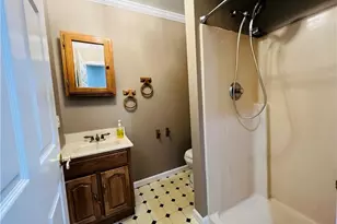 2734 S 18th St, Pittsburgh, PA 15210 - Photo 14