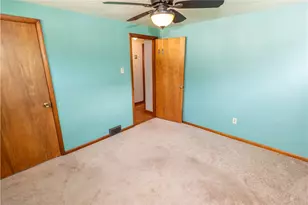 107 Mulkerrin Dr, Ross Twp, PA 15214 - Photo 24