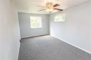 107 Mulkerrin Dr, Ross Twp, PA 15214 - Photo 20