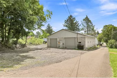316 Broadway St, Meyersdale Boro, PA 15552 - Photo 2