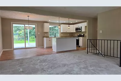 745 Sara Ln, Verona, PA 15147 - Photo 10