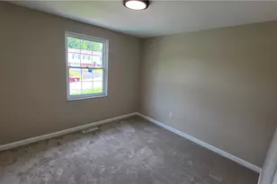 745 Sara Ln, Verona, PA 15147 - Photo 34