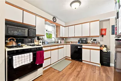 1203 Anna Ave, West Mifflin, PA 15122 - Photo 4