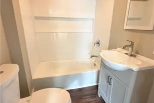219 E Wallace Ave, New Castle, PA 16101 - Photo 16
