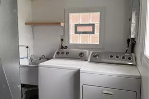 10 Young Ln, Charleroi Boro, PA 15022 - Photo 12