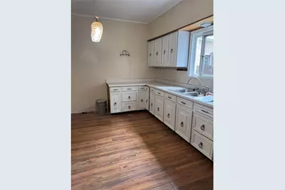 500 Painter St, Everson, PA 15631 - Photo 6