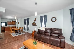 312 College Ave, Grove City Boro, PA 16127 - Photo 8