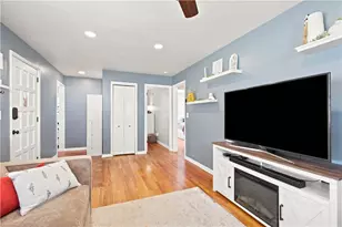 601 Jefferson St, Evans City, PA 16033 - Photo 4