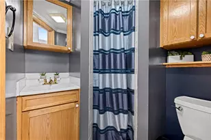 135 Cranbrooke Dr, Findlay Township, PA 15108 - Photo 22