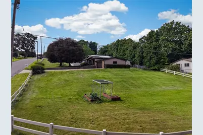 19 Ellen Dr, Robinson Twp, PA 15136 - Photo 38